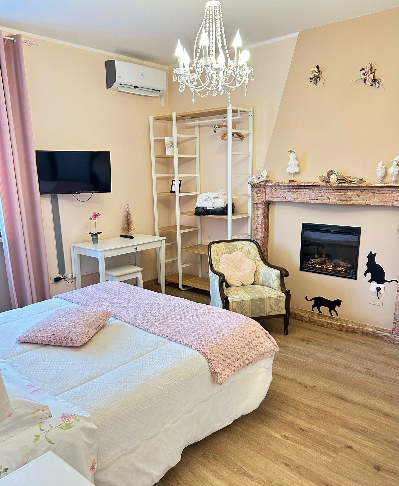 Room 5